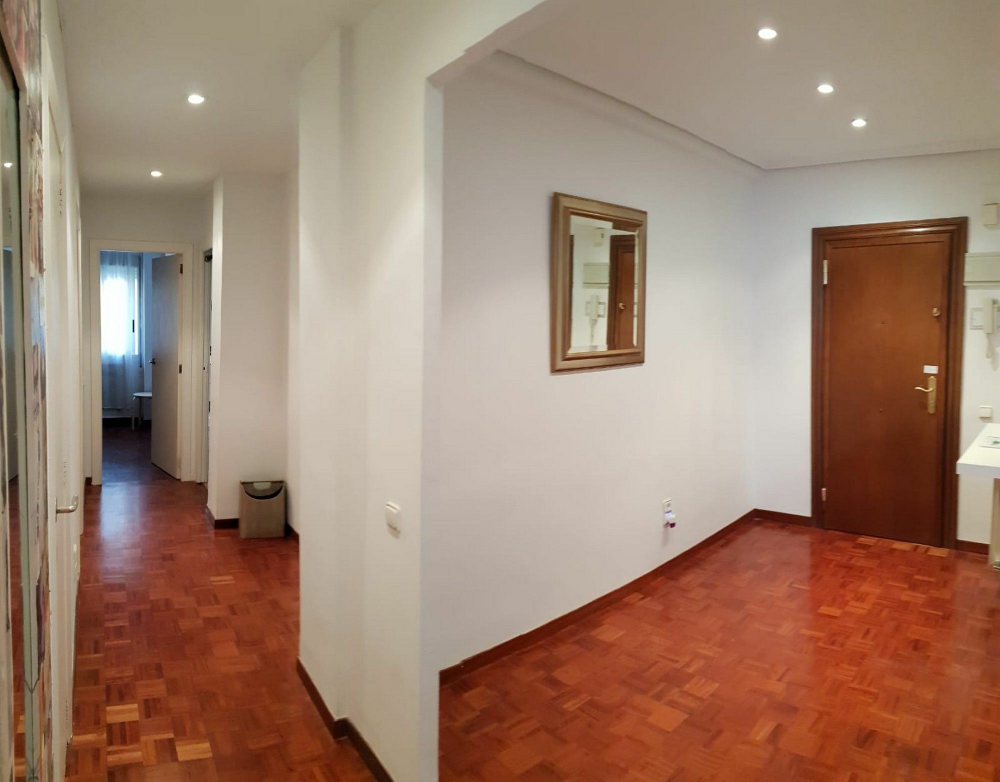 Total Valencia Gran Via Apartment Exterior photo